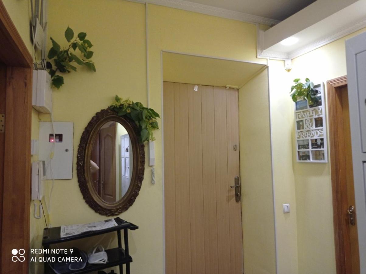 Ararat-Holosiivskyi Hostel 基輔 外观 照片