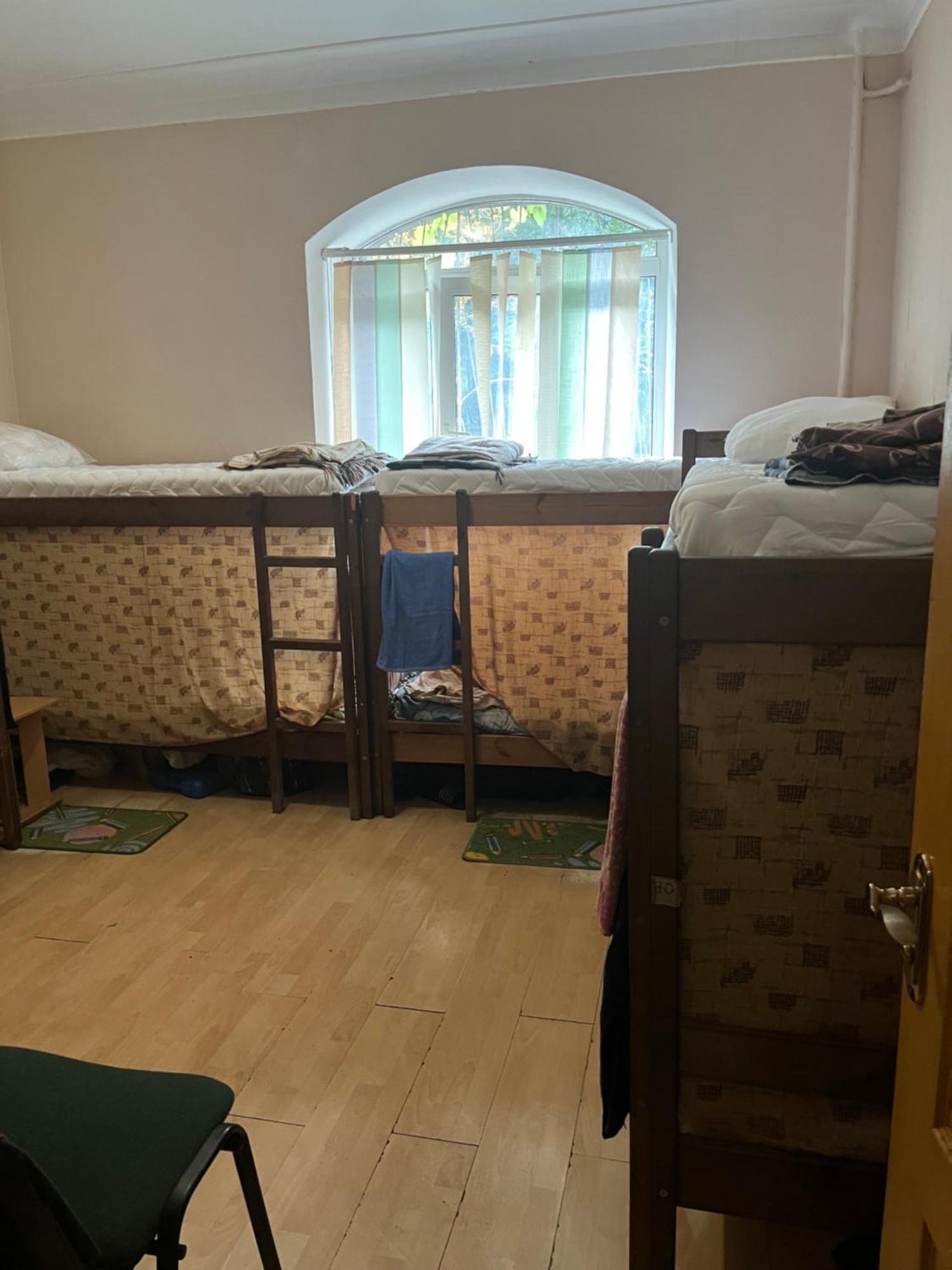 Ararat-Holosiivskyi Hostel 基輔 外观 照片